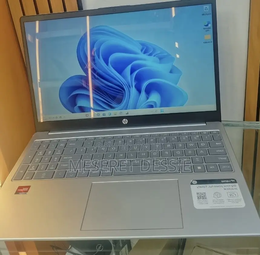 New Laptop HP Stream Notebook 8GB AMD Ryzen 5 SSD 512GB