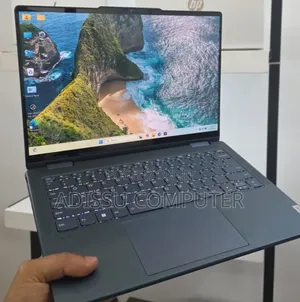 New Laptop Lenovo A8 16GB Intel Core Ultra 5 SSD 512GB