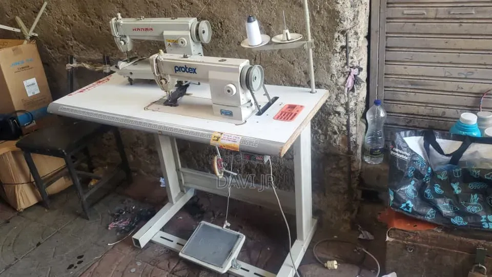 Used Industrial Sewing Machine With Dynamo Motor – Excellent Condition