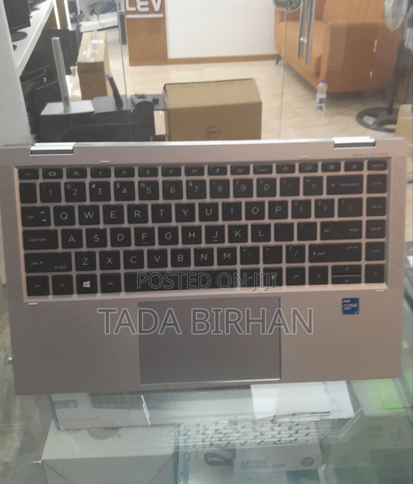 New Laptop HP EliteBook 1040 G8 16GB Intel Core i7 SSD 512GB
