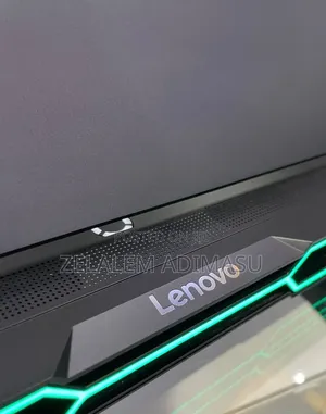New Laptop Lenovo Legion Pro 7 64GB Intel Core Ultra 9 SSD 2T