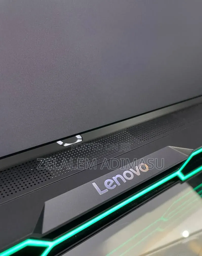 New Laptop Lenovo Legion Pro 7 64GB Intel Core Ultra 9 SSD 2T