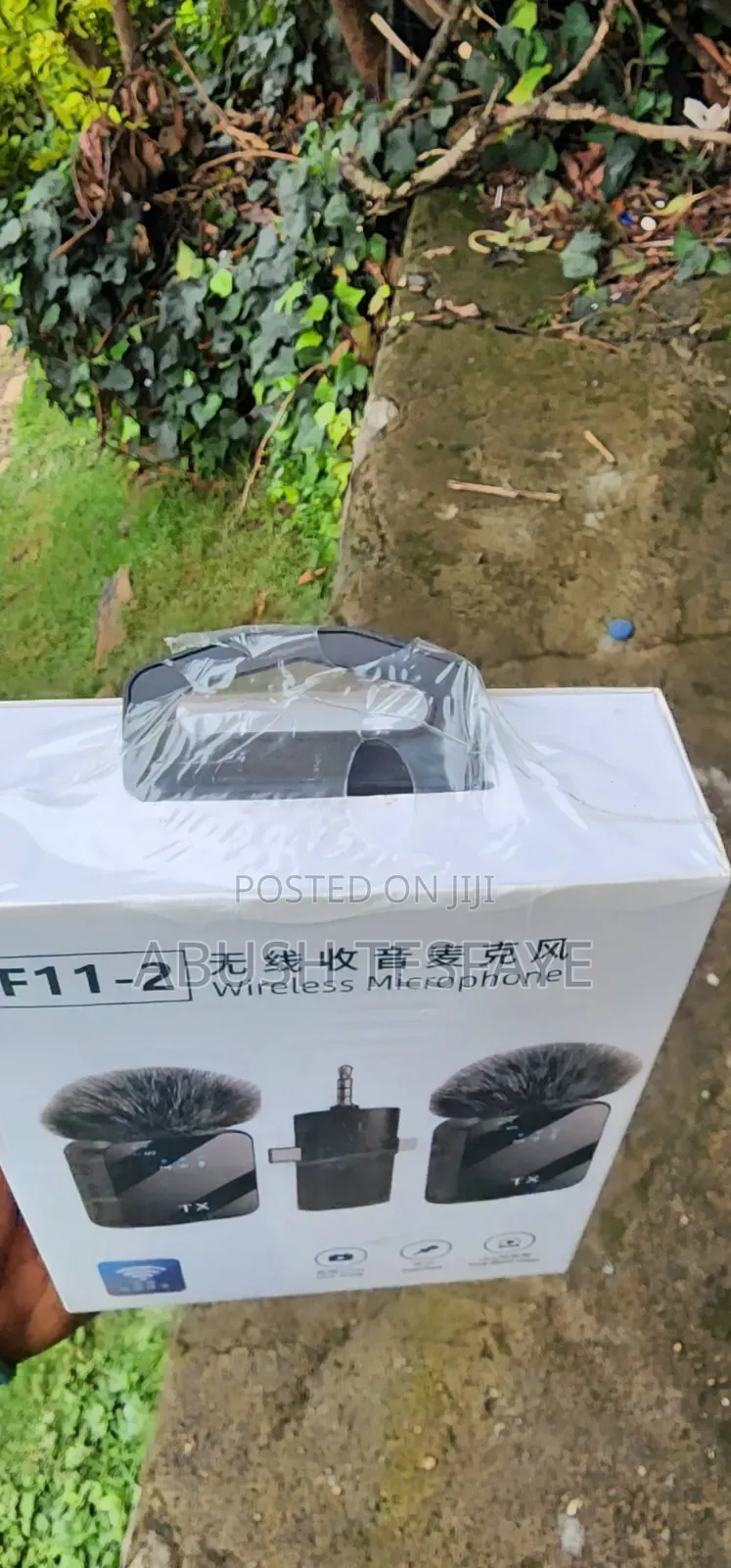 F11-3in1Wireless Microphone