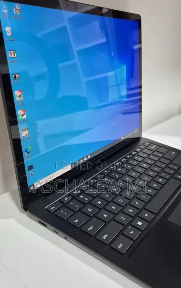 New Laptop Microsoft Surface Laptop 3 8GB Intel Core i5 SSD 256GB
