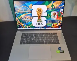 New Laptop HP ZBook Firefly 14 G11 16GB Intel Core i7 SSD 512GB