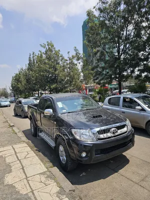 Toyota Hilux 2009 Black