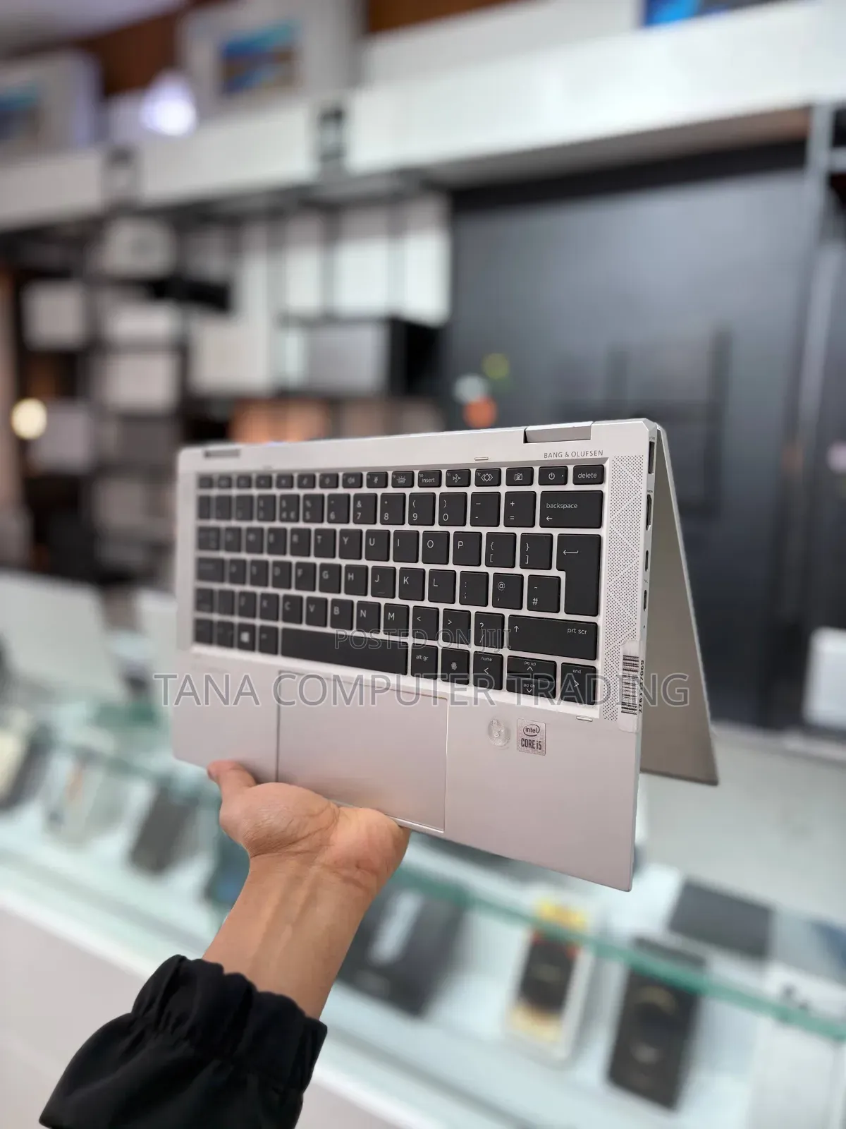 New Laptop HP EliteBook x360 1030 G7 16GB Intel Core i5 SSD 512GB