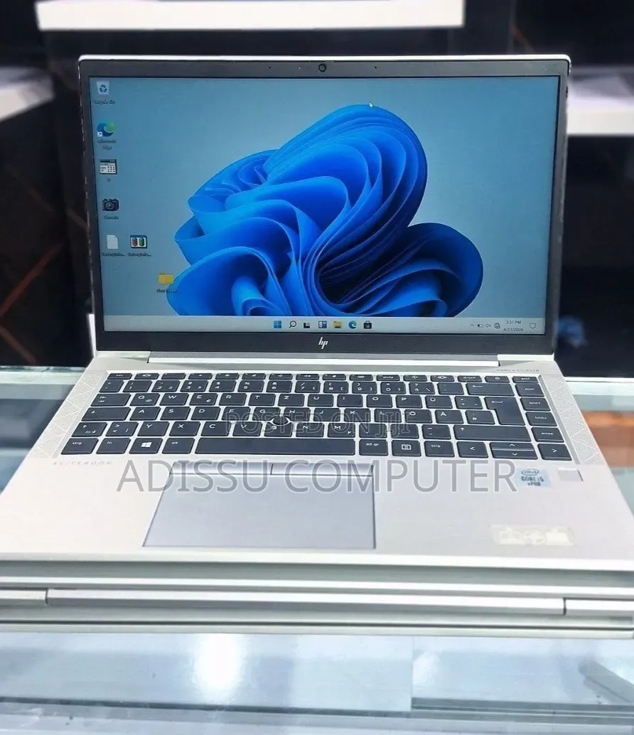 New Laptop HP EliteBook 840 G7 8GB Intel Core i5 SSD 512GB