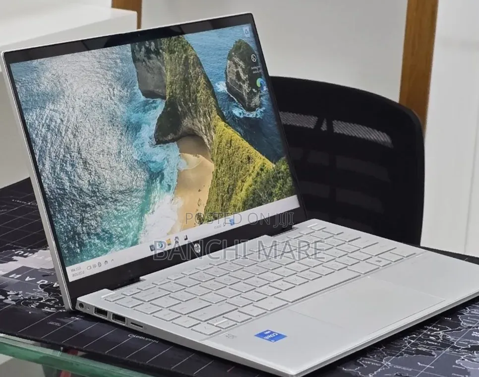 New Laptop HP Pavilion 14 8GB Intel Core i5 SSD 512GB