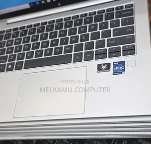 New Laptop HP EliteBook 840 G9 16GB Intel Core i7 SSD 512GB