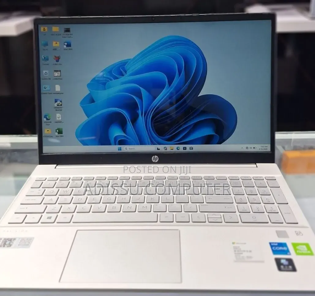 New Laptop HP Pavilion 11 16GB Intel Core i5 SSD 512GB