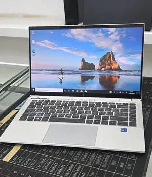 New Laptop HP EliteBook 1040 G8 32GB Intel Core i7 SSD 512GB