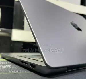 New Laptop Apple MacBook Pro 2023 M3 8GB Apple M3 SSD 512GB