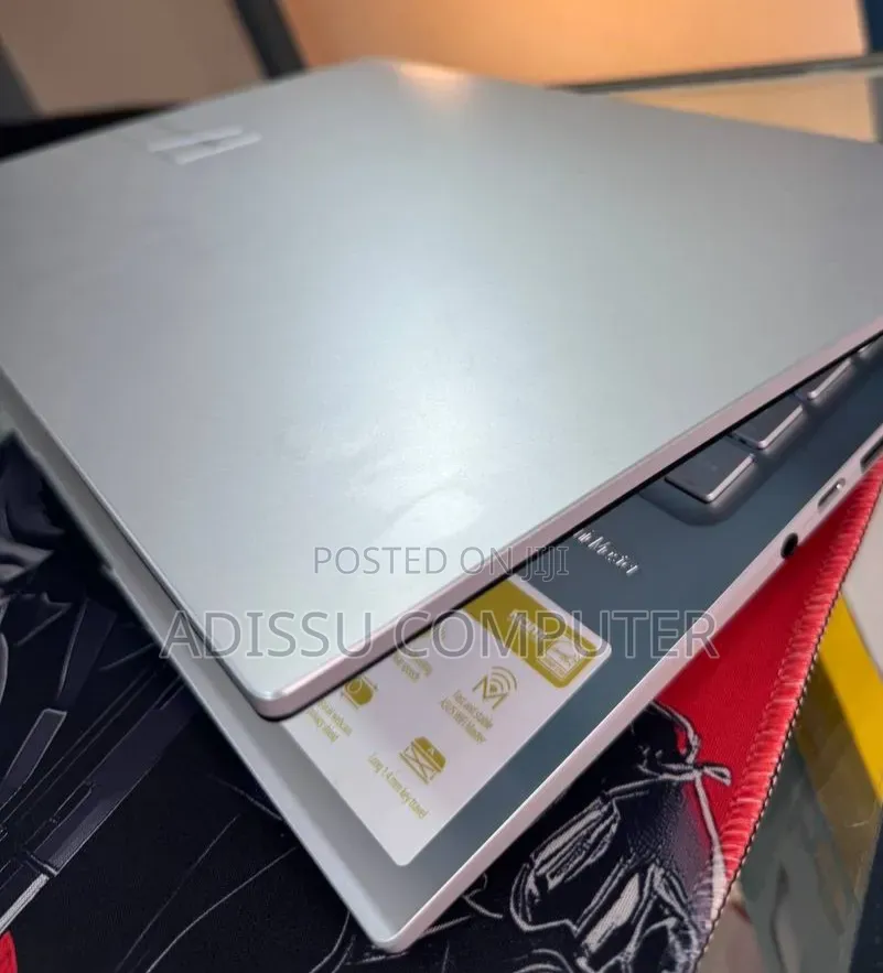 New Laptop Asus Vivobook 15 16GB AMD Ryzen 7 SSD 512GB
