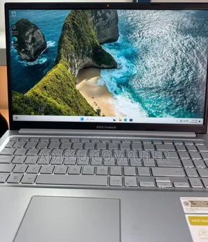 New Laptop Asus Vivobook 15 16GB AMD Ryzen 7 SSD 512GB