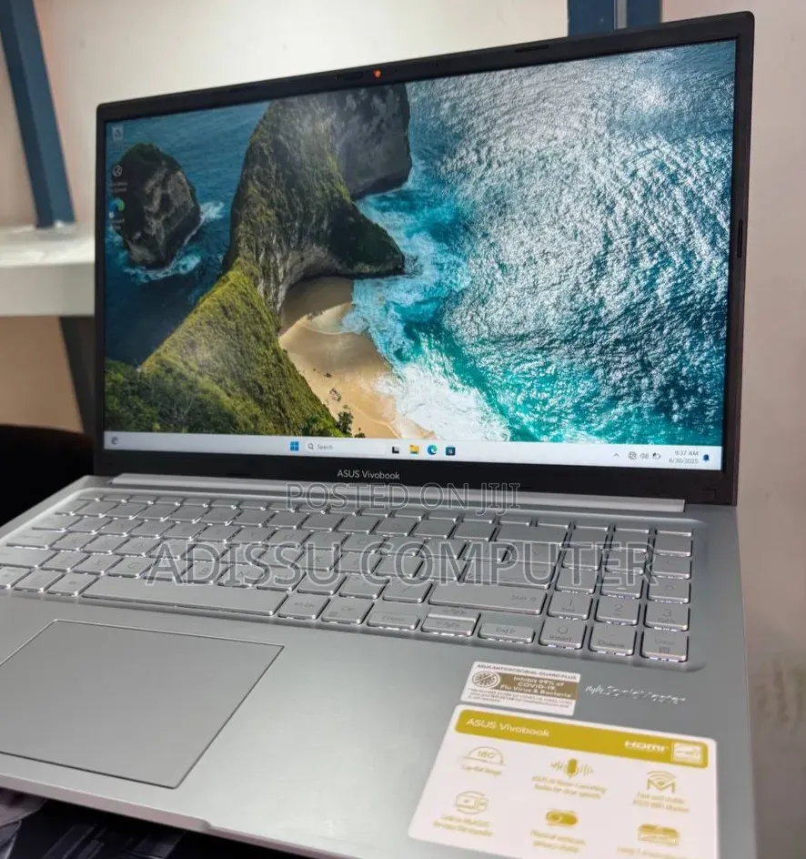 New Laptop Asus Vivobook 15 16GB AMD Ryzen 7 SSD 512GB