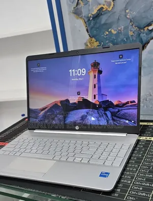 New Laptop HP Stream Notebook 8GB Intel Core i5 SSD 128GB
