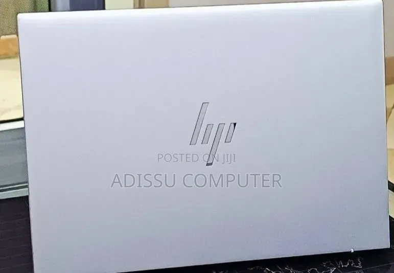 New Laptop HP EliteBook 840 G10 16GB Intel Core i7 SSD 512GB