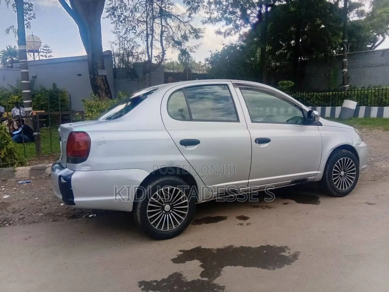 Toyota Platz 2005 Silver
