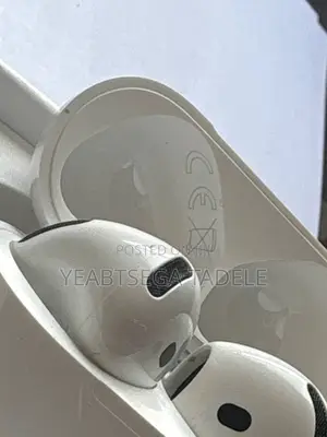 Original Apple Air Pods 4