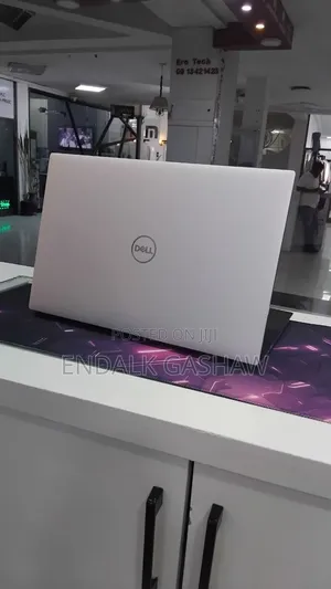 New Laptop Dell XPS 15 16GB Intel Core i7 SSD 512GB