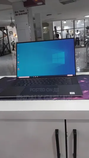 New Laptop Dell XPS 15 16GB Intel Core i7 SSD 512GB