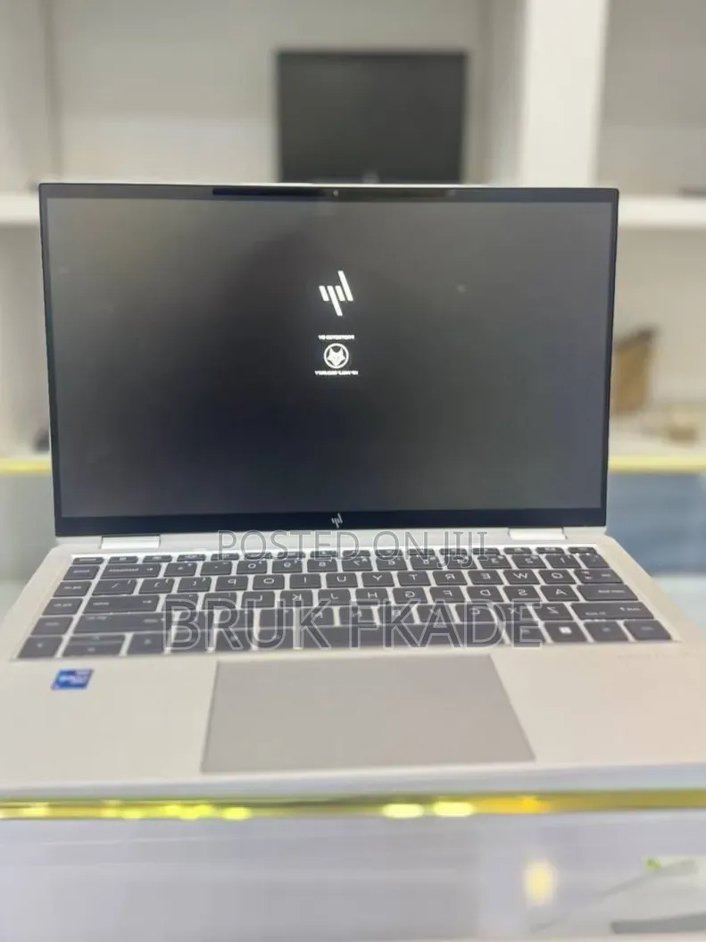 New Laptop HP EliteBook 1040 G8 32GB Intel Core i7 SSD 512GB