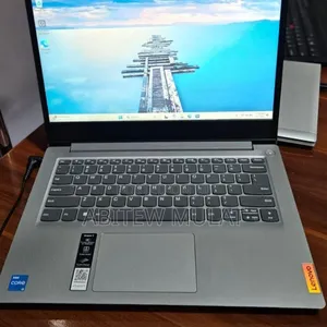 New Laptop Lenovo Ideapad 3 8GB Intel Core i3 SSD 256GB