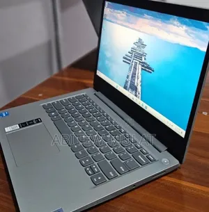 New Laptop Lenovo Ideapad 3 8GB Intel Core i3 SSD 256GB