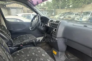 Toyota HiAce 2007 White