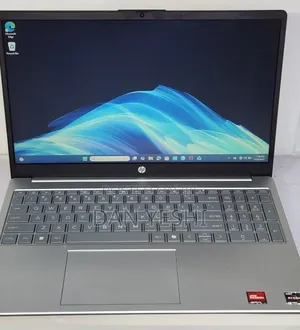New Laptop HP Stream Notebook 8GB AMD Ryzen 3 SSD 256GB