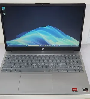 New Laptop HP Stream Notebook 8GB AMD Ryzen 3 SSD 256GB