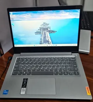 New Laptop Lenovo Ideapad 3 8GB Intel Core i3 SSD 256GB