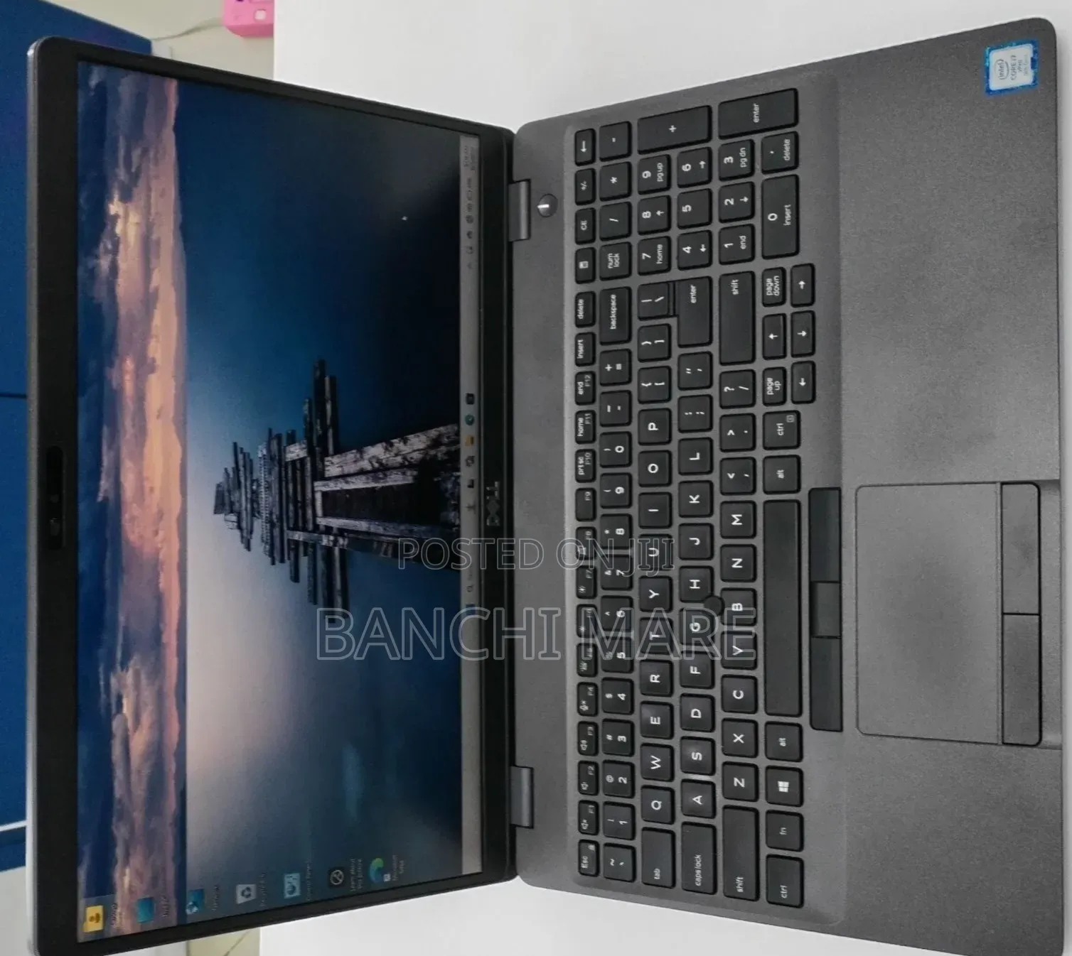 New Laptop Dell Precision 3541 16GB Intel Core i7 SSD 512GB