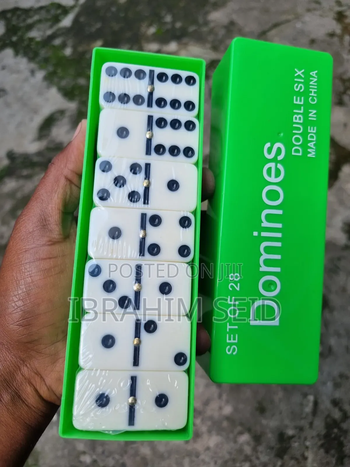 Dominoes
Set of 28 Double Six