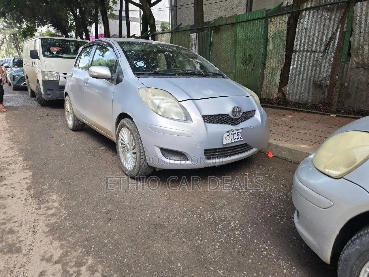 Toyota Yaris 2010 Silver
