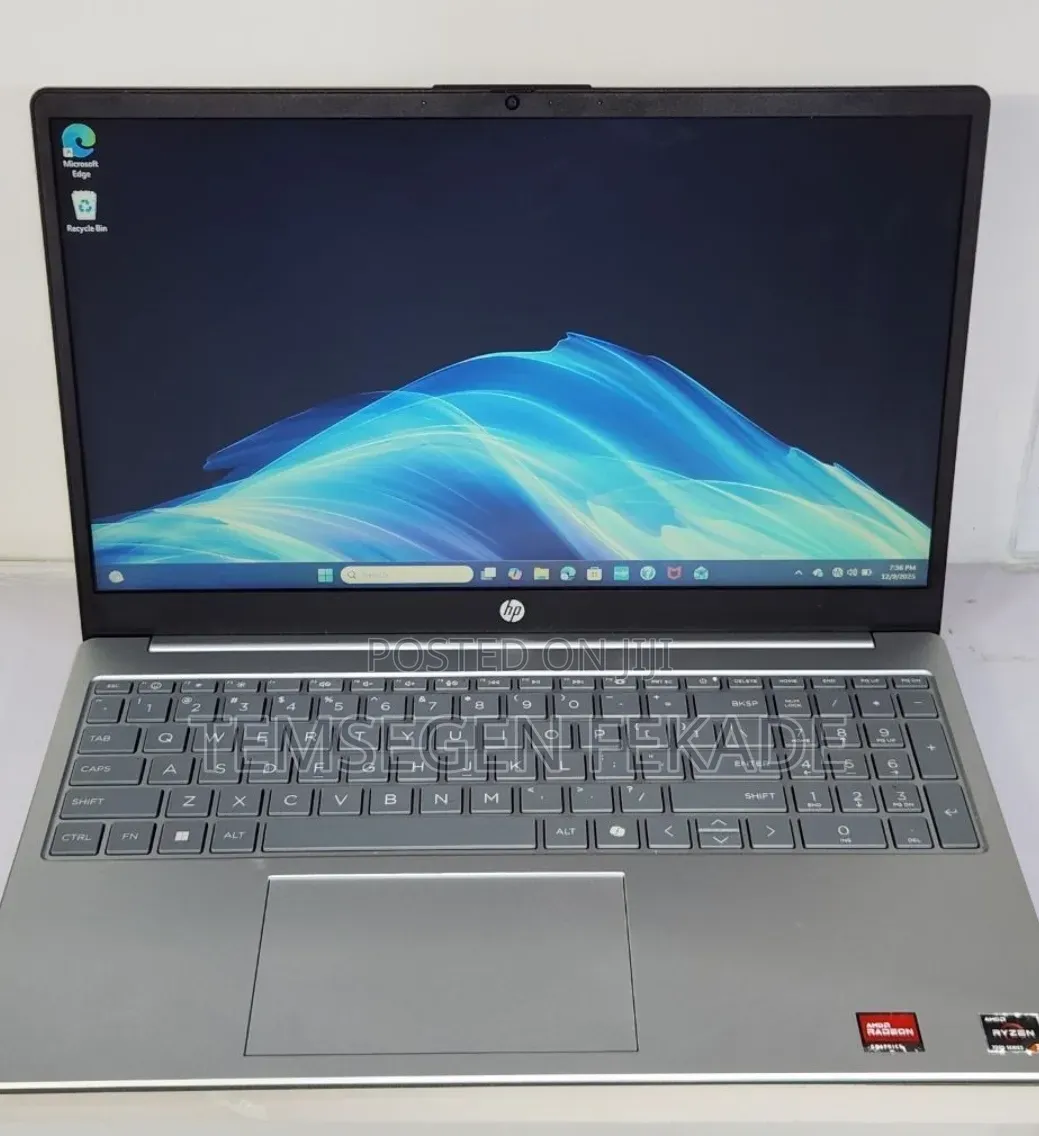 New Laptop HP Stream Notebook 8GB AMD Ryzen 3 SSD 256GB