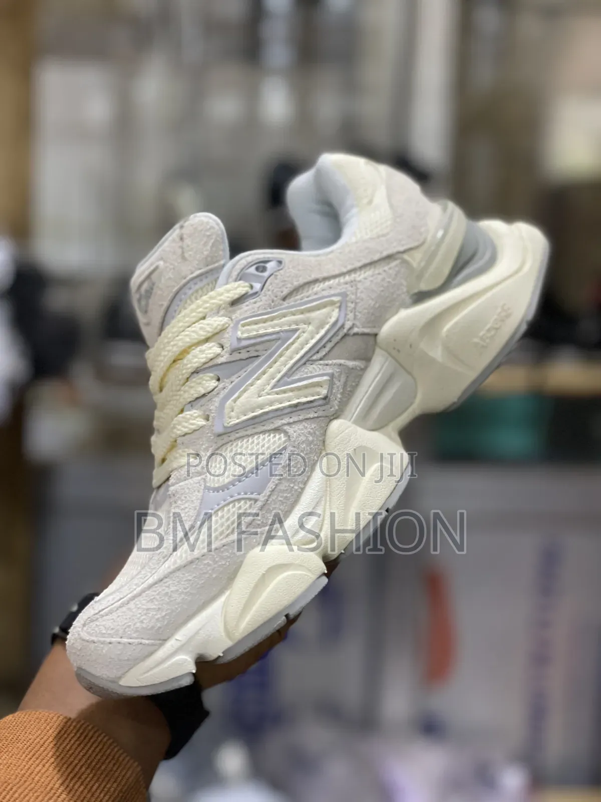 Skechers 9060 Shaggy Grey Cream Warm Cream