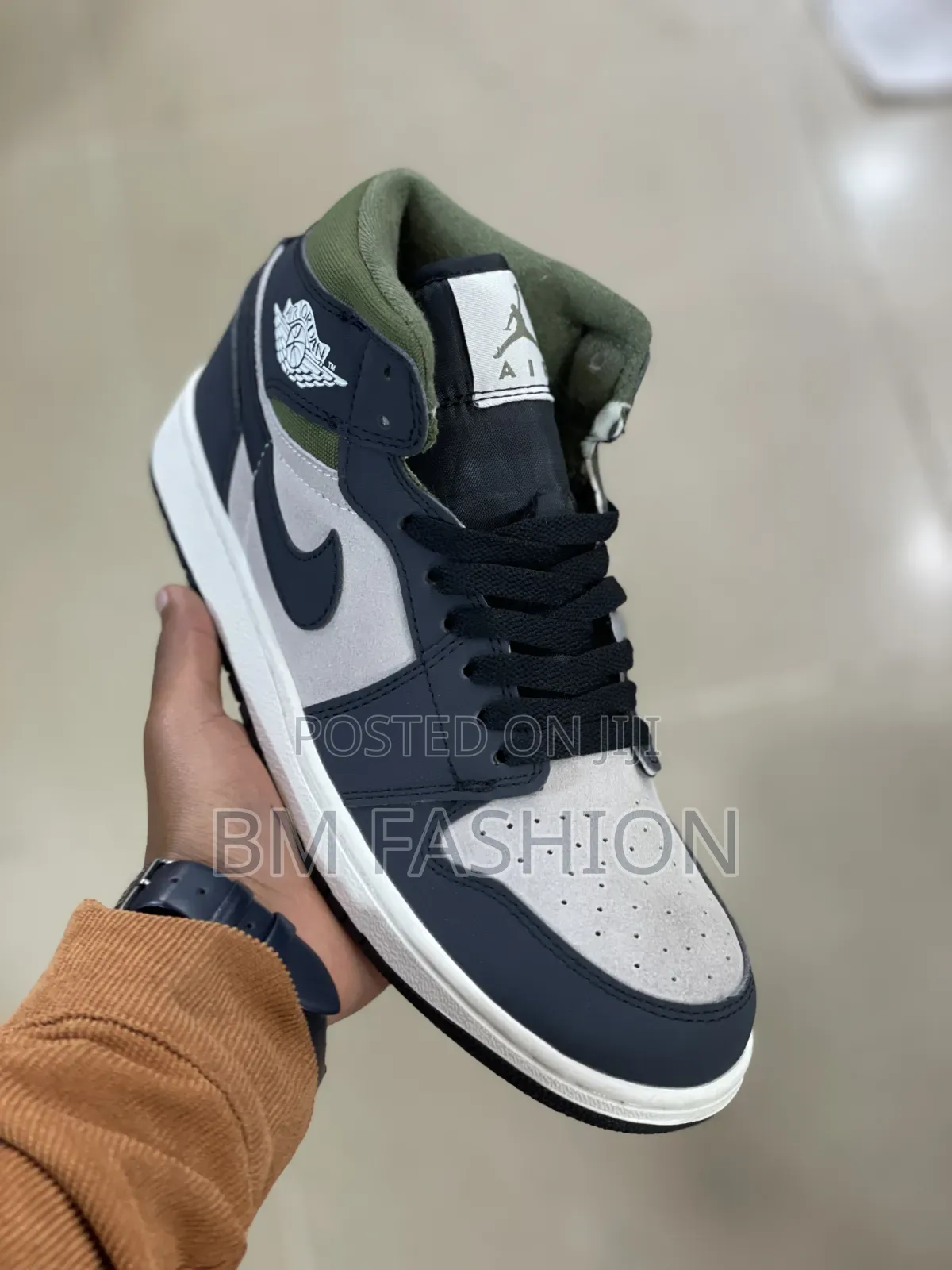 Air Jordan 1 Mid High Iconic Style