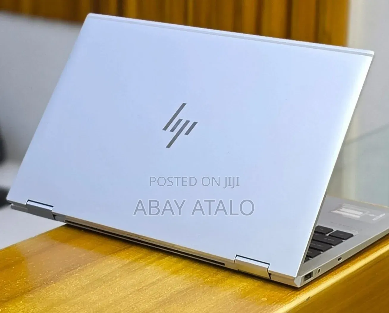 New Laptop HP EliteBook 1040 G8 16GB Intel Core i7 SSD 512GB