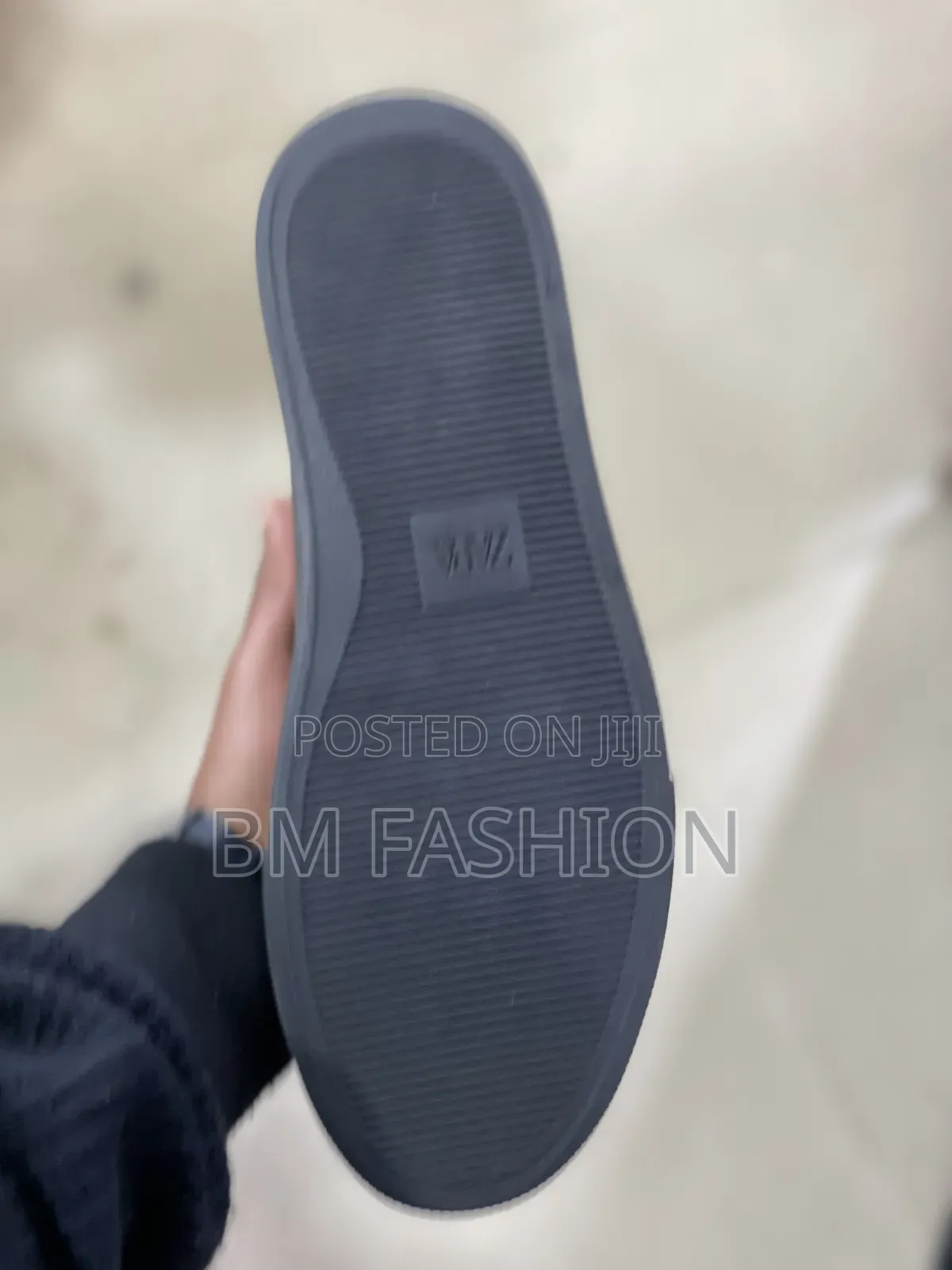 Zara Low-Top Men's Classic Shoes