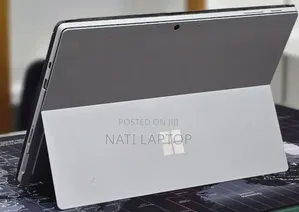 New Laptop Microsoft Surface Pro 7 16GB Intel Core i5 SSD 256GB