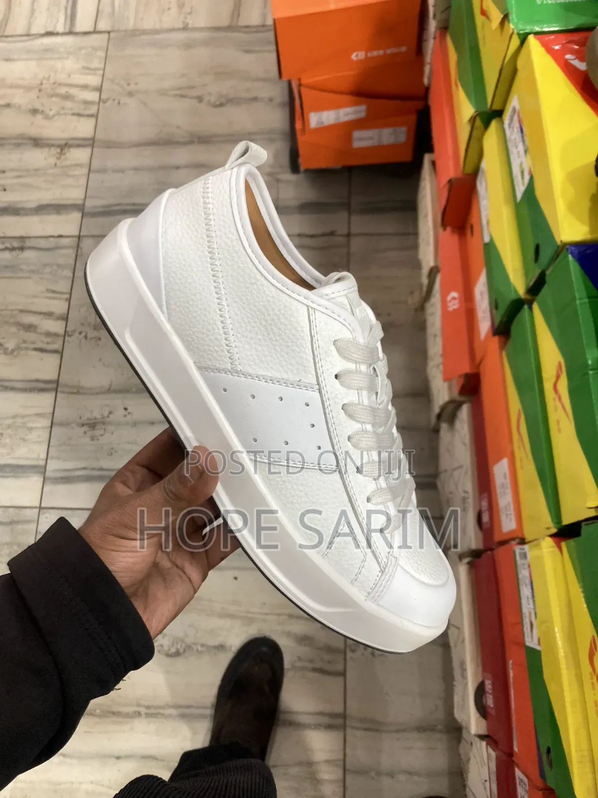  Minimalist White Leather Platform Sneakers: