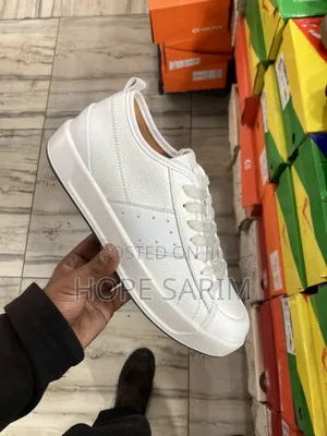  Minimalist White Leather Platform Sneakers:
