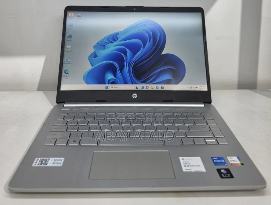 New Laptop HP Stream Notebook 16GB Intel Core i5 SSD 512GB