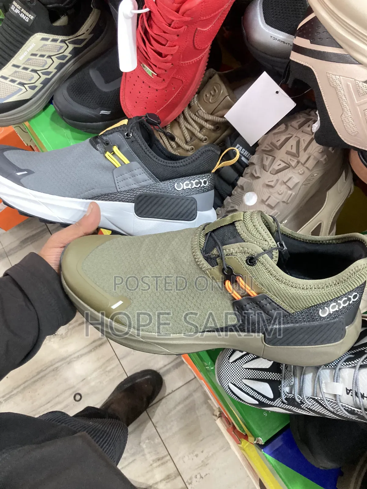 • UAXX Outdoor Slip-Ons: