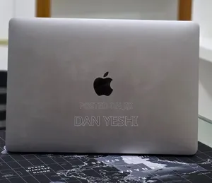 New Laptop Apple MacBook Pro 2017 16GB Intel Core i5 SSD 512GB