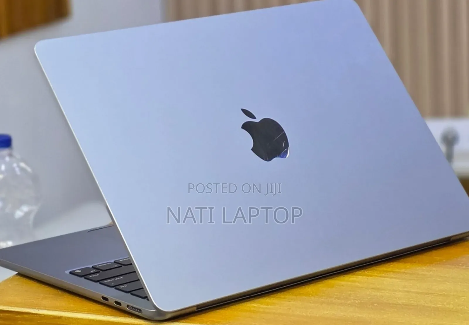 New Laptop Apple MacBook Air 2022 M2 8GB Apple M2 SSD 256GB