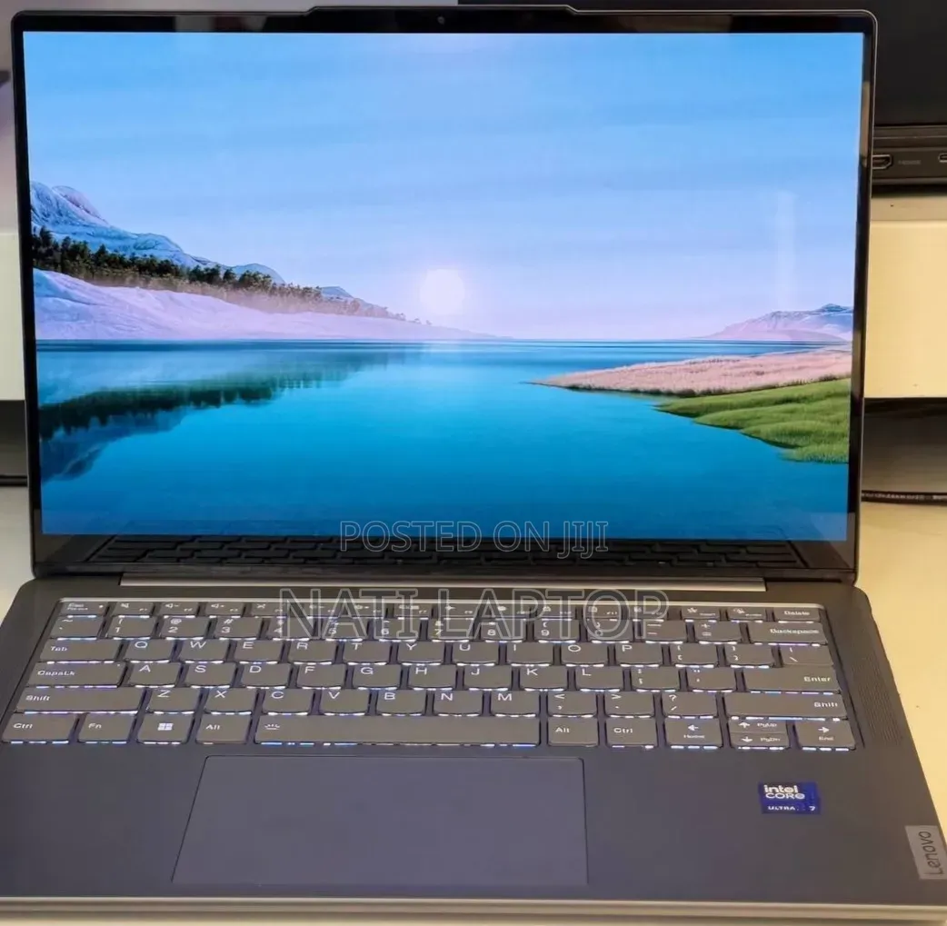 New Laptop Lenovo 16GB Intel Core Ultra 7 SSD 512GB