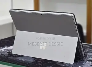 New Laptop Microsoft Surface Pro 7 16GB Intel Core i5 SSD 256GB